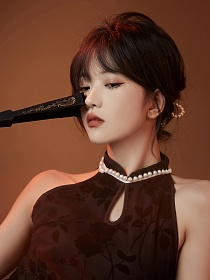 我的女学生想要将我带进深渊