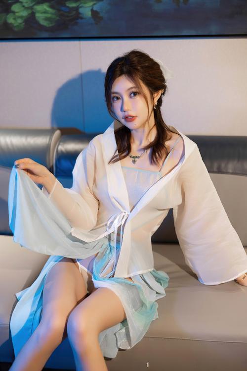 月光不温柔