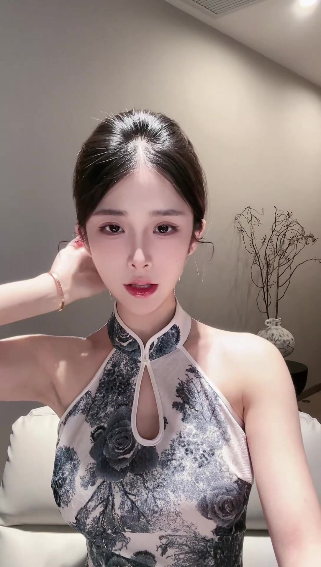灯火阑珊处