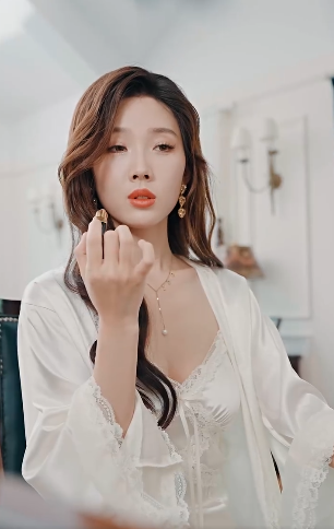 她如星光般闪耀4